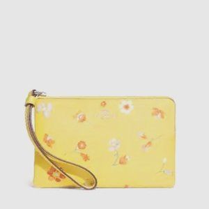 Coach Corner Zip Wristlet With Mystical Floral Print Silver/Yellow Multi